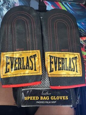 Everlast Black Gloves with Red Trim and Yellow Logo